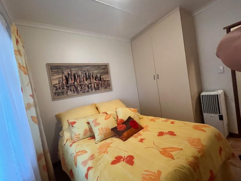 4 Bedroom Property for Sale in Fraaiuitsig Western Cape